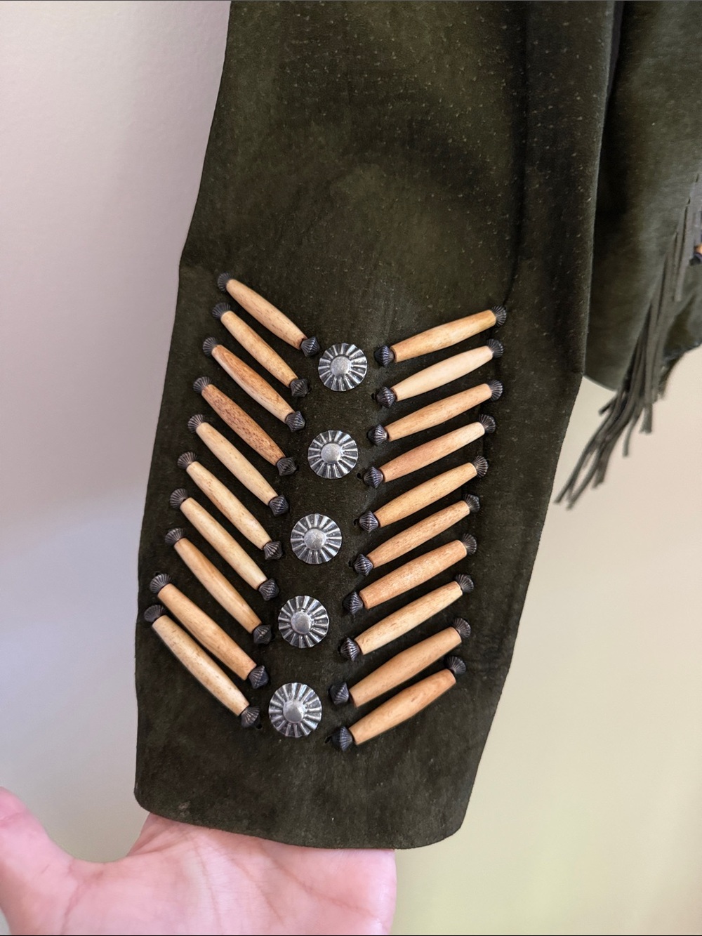 NWOT Diamond Leathers Vintage Western Bone Bead Fringe Leather Jacket | 10 - Picture 4 of 12